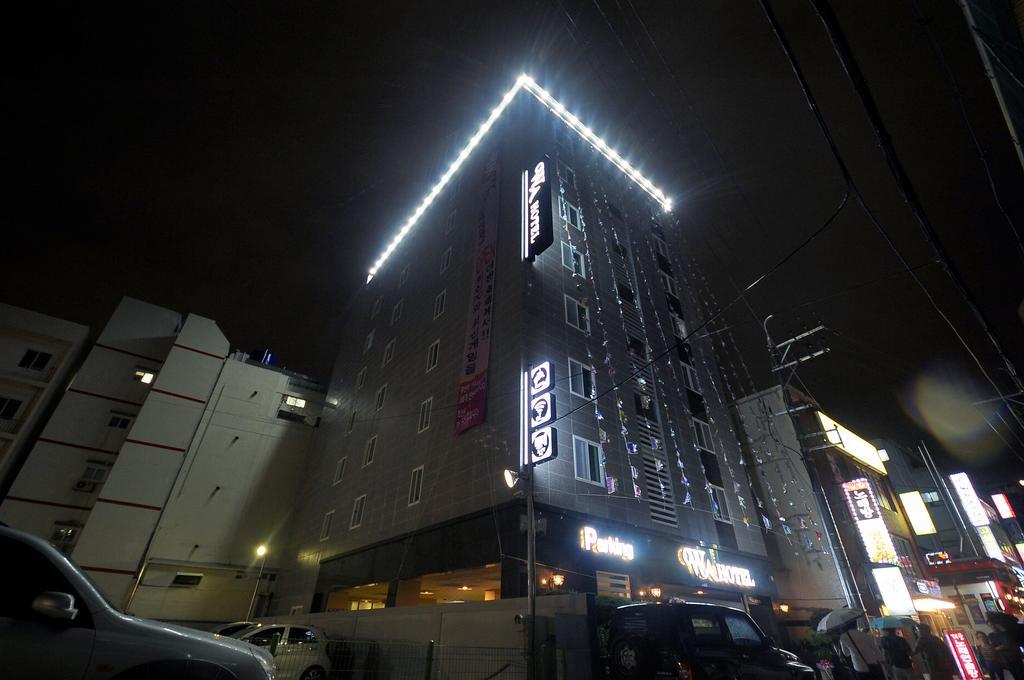 Wa Hotel Busan Bagian luar foto