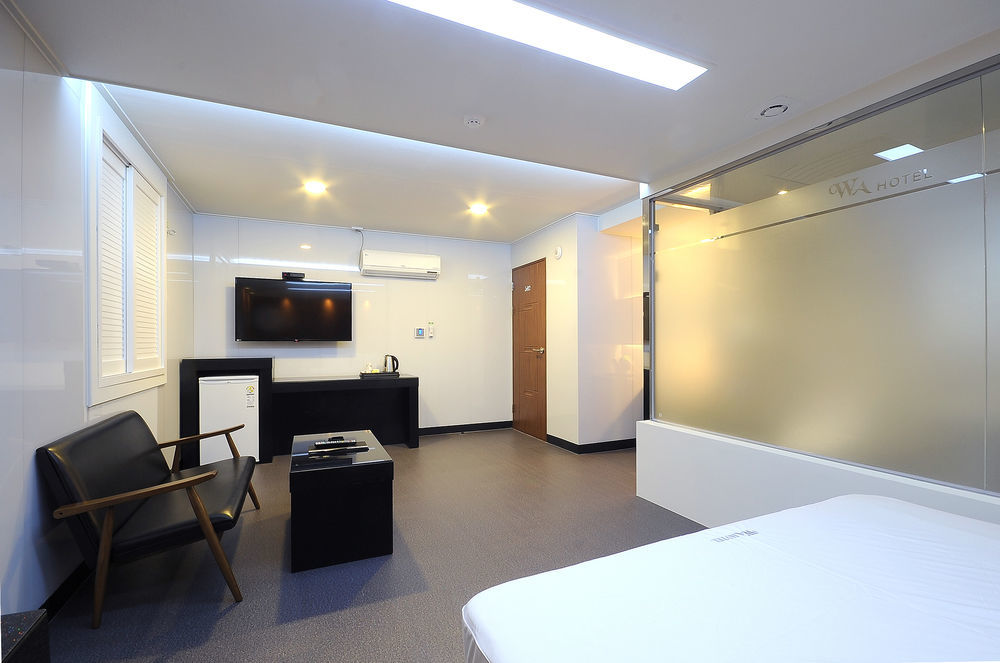 Wa Hotel Busan Bagian luar foto