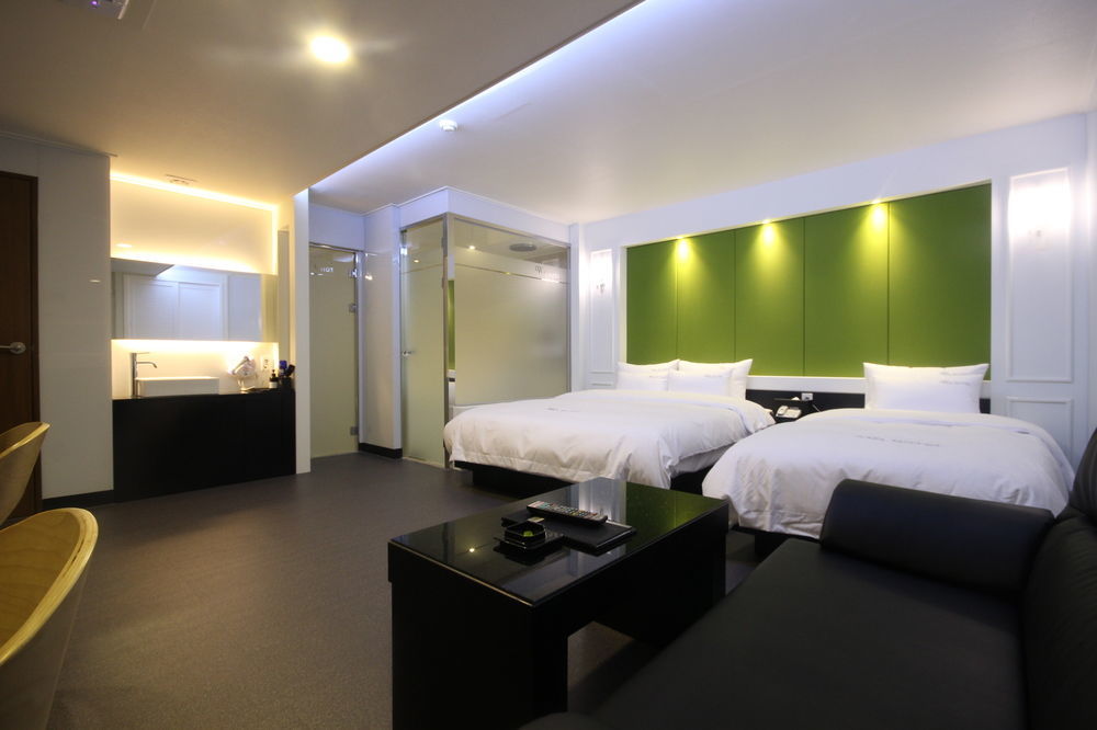Wa Hotel Busan Bagian luar foto